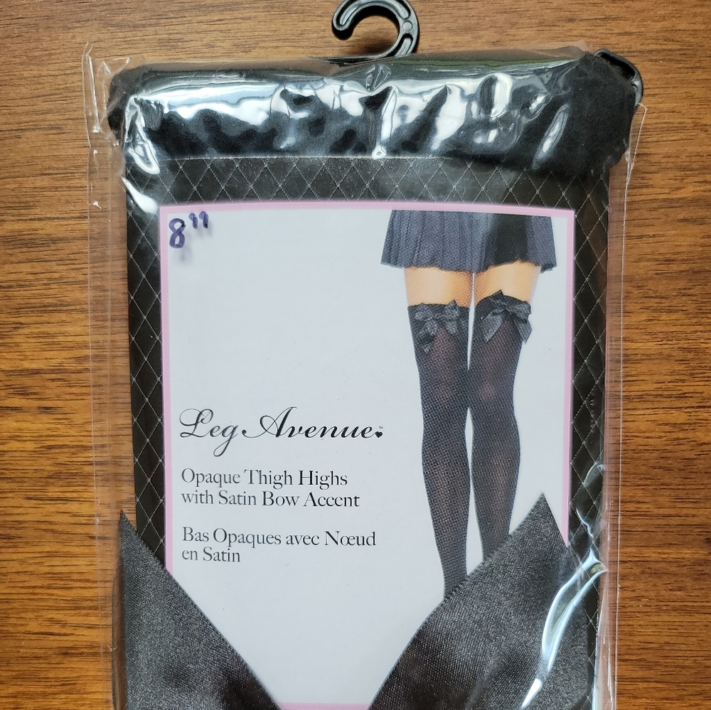 Sheer stockings with bow